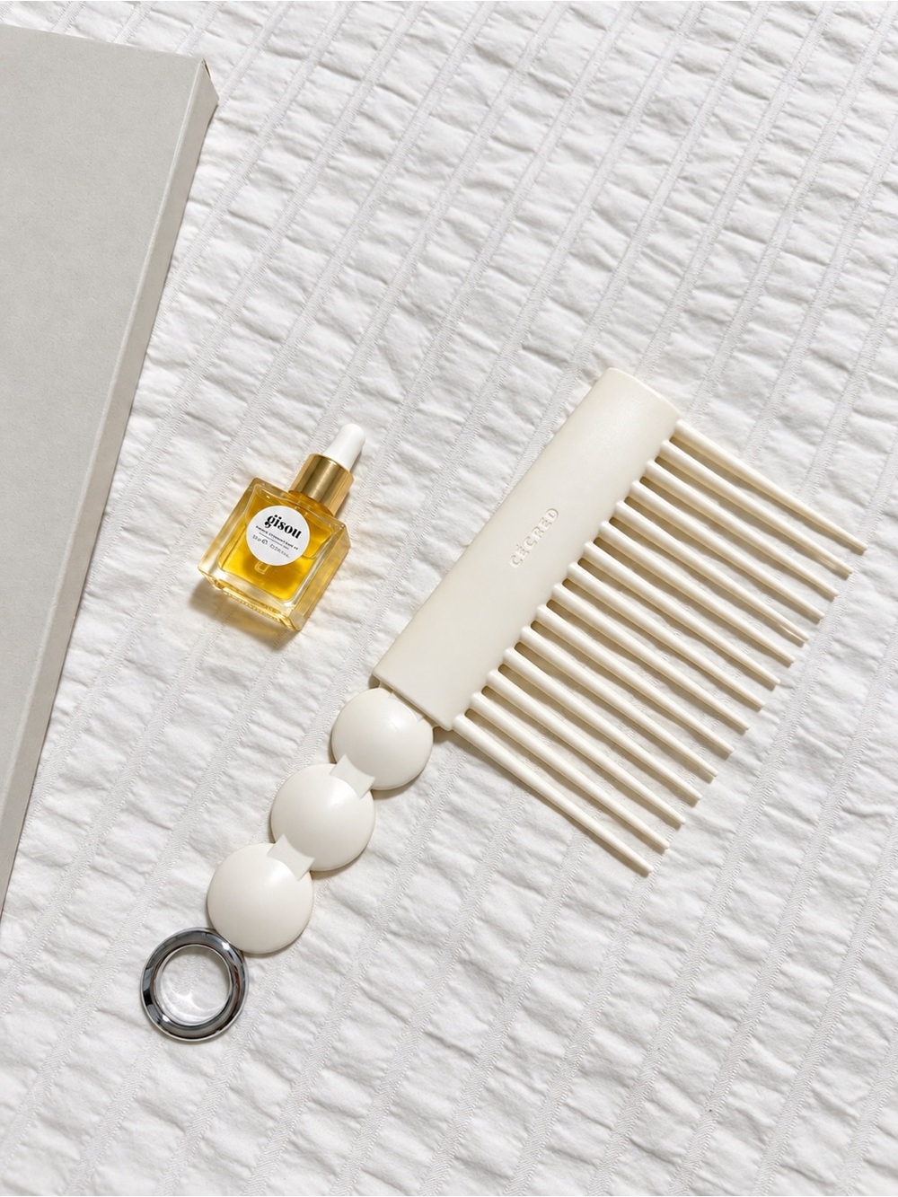 CECRED RAKE COMB HAIR BRUSH + gift for you gisou hair oil